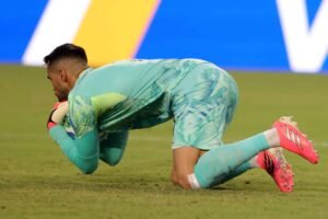 Portugal contenta com segundo lugar após empate com Colômbia; Croácia espera nos oitavos de final