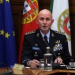 Chefe de polícia admite que ter policial entre suspeitos de terrorismo "é sério"