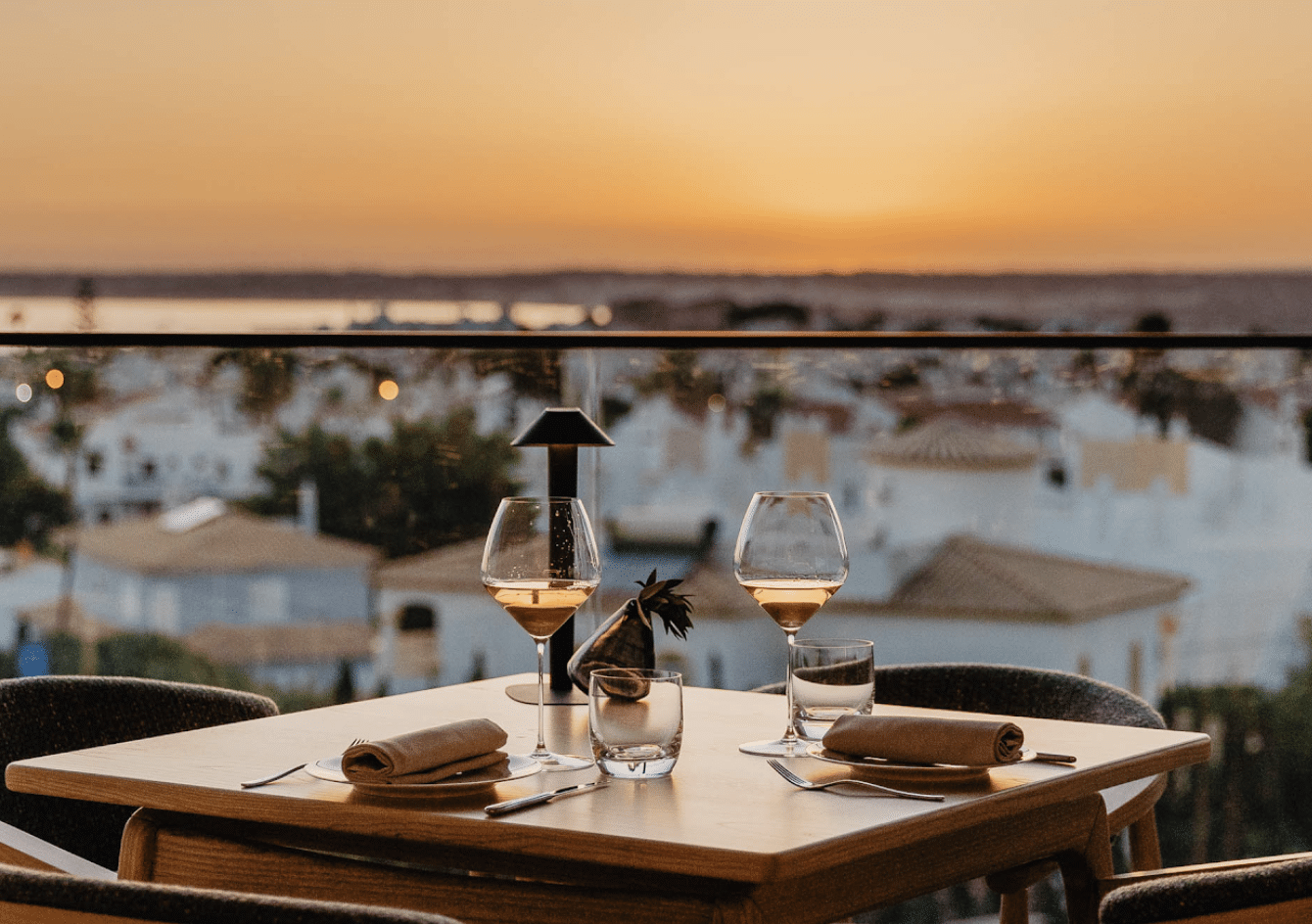 W Algarve combina com Van Zellers para o jantar inaugural de vinhos