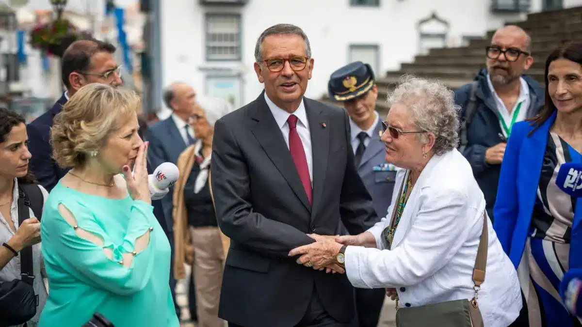 Presidente Seguro elogiado durante passeio do Dia de Portugal nas ruas de Angra do Heroísmo
