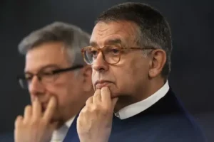 Presidente concorda em se reunir com líder do CHEGA sobre alegações de ameaças ministeriais